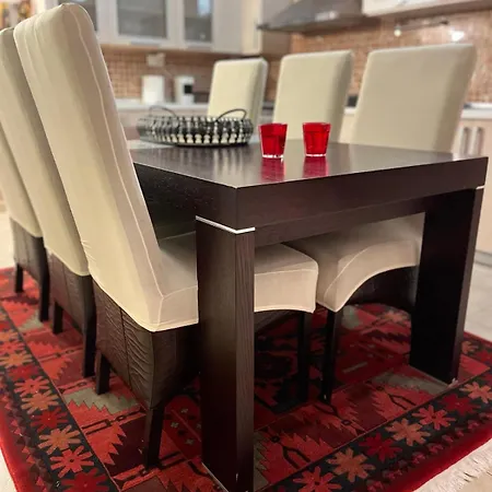 Luxury Heaven Farm One شقة *