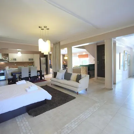 Luxury Heaven Farm One Apartament